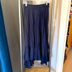 NWT Buru pip pleated ruffle navy skirt